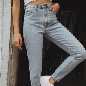 Brandy Melville Jane Light Wash Jeans